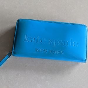 Kate Spade Vintage Patent Leather Zip Wallet